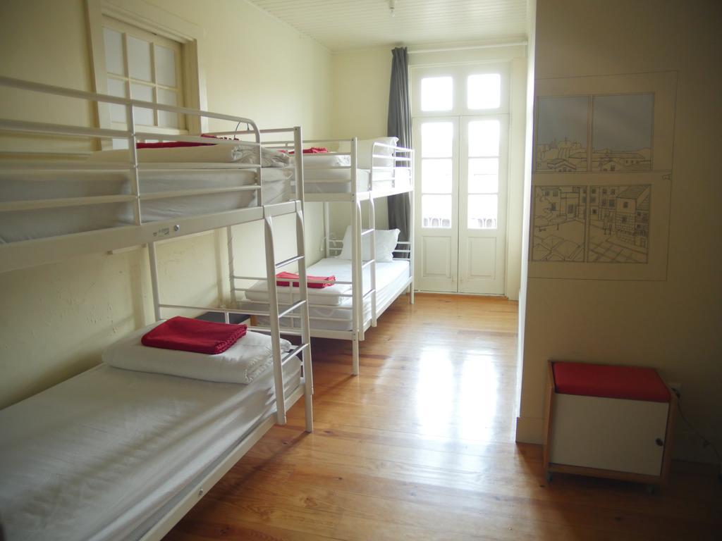 Santiago 31 Hostel Guimarães Eksteriør billede