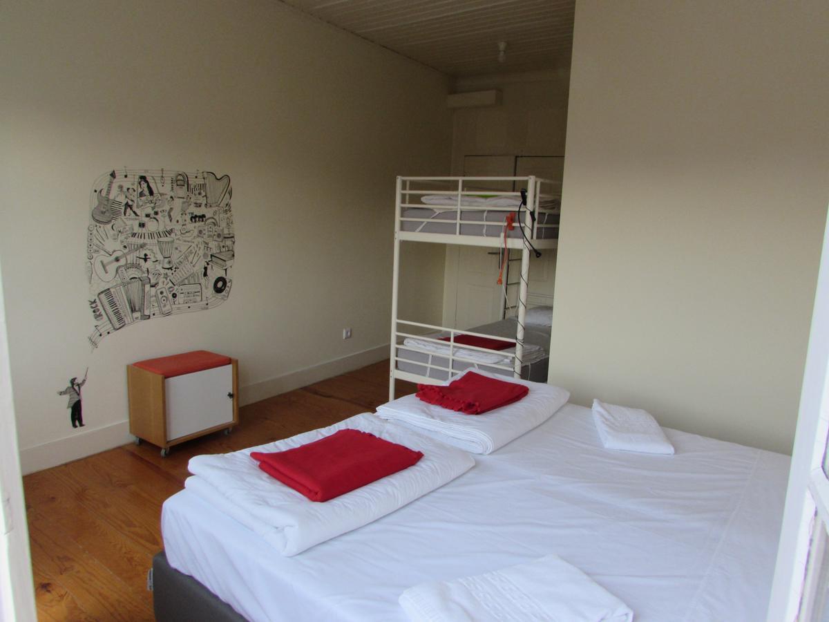 Santiago 31 Hostel Guimarães Eksteriør billede